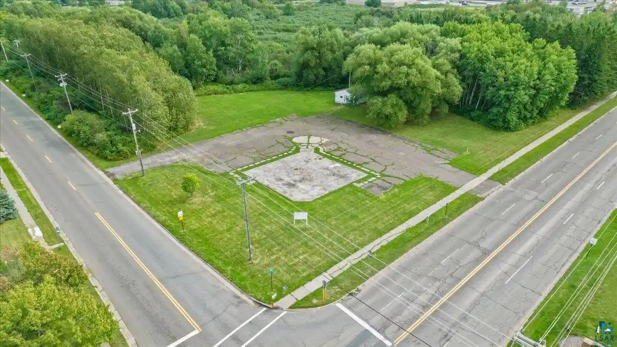 Photo 1 of Sale Pending at 2 N 21st Street E, Superior, WI 54880 | MLS# 6127859 | Listing updated on 2026-09-10