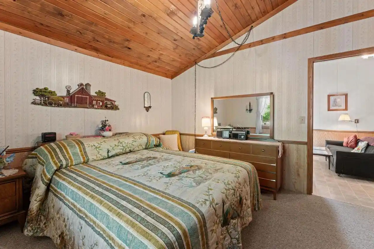 Photo 3 of Single family home for sale at S963 W Redstone Dr, La Valle, WI 53941 | MLS# 2032237 | Listing updated on 2026-09-17