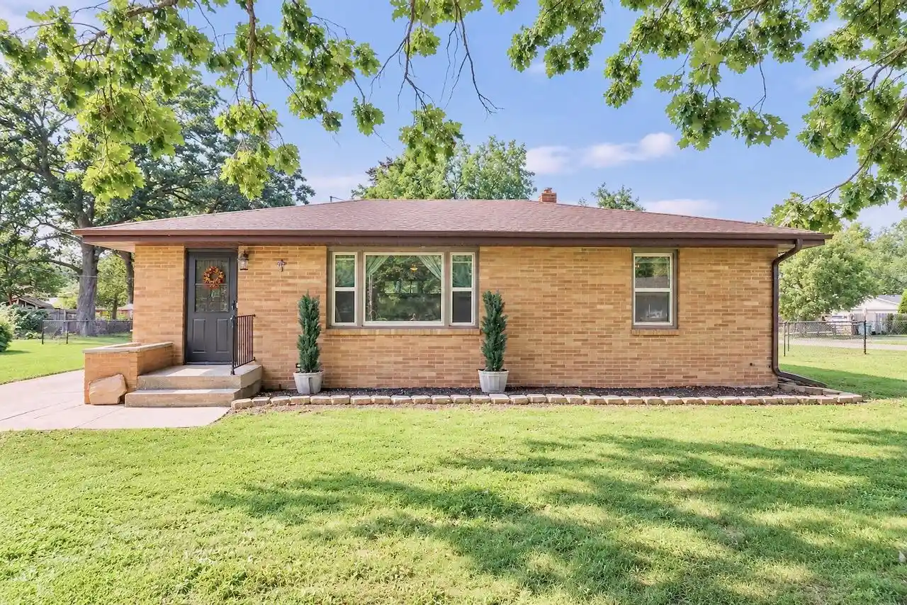 Photo 1 of Single family home for sale at 3616 S Glenwood Dr, Beloit, WI 53511 | MLS# 2032243 | Listing updated on 2026-09-13