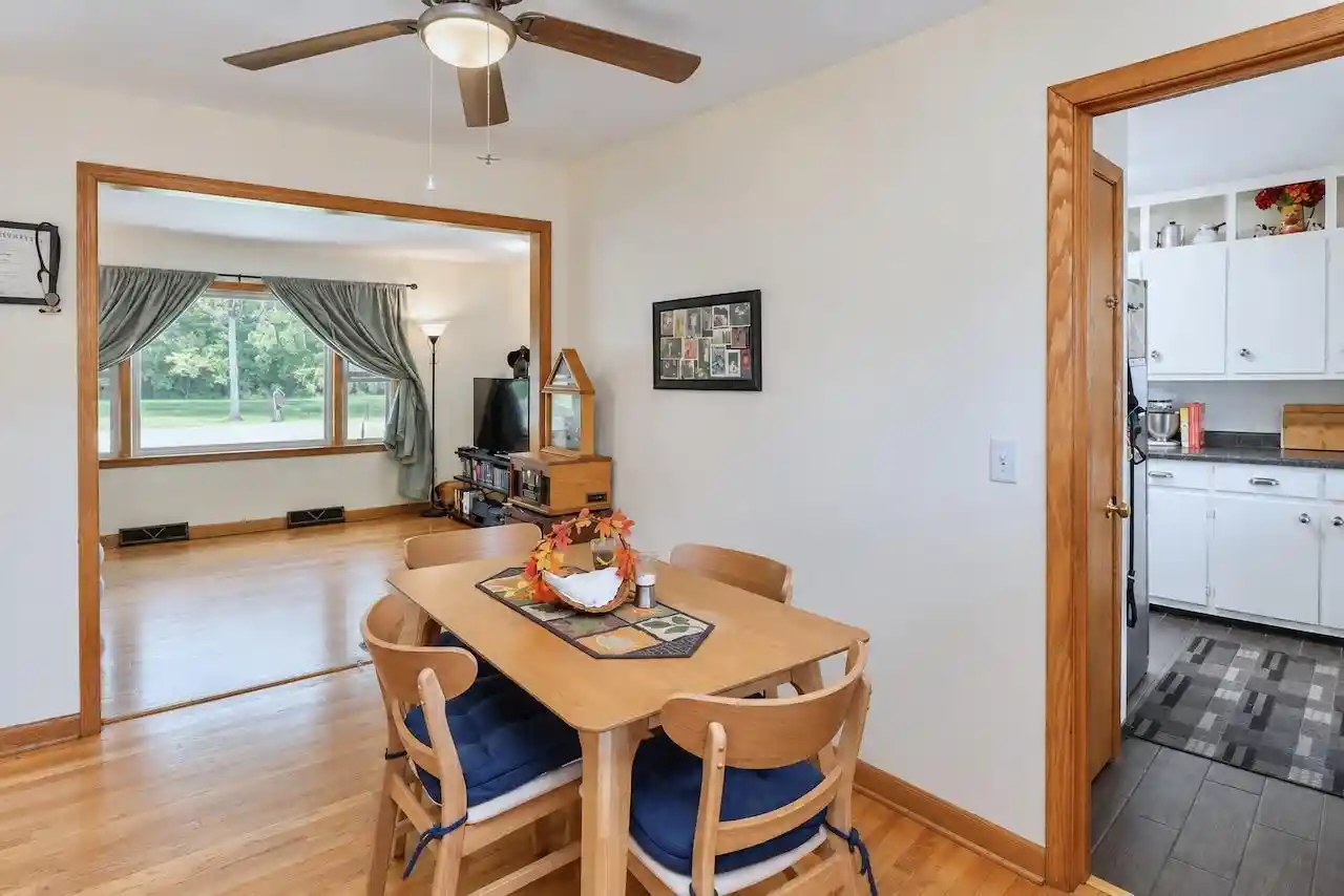 Photo 3 of Single family home for sale at 3616 S Glenwood Dr, Beloit, WI 53511 | MLS# 2032243 | Listing updated on 2026-09-13