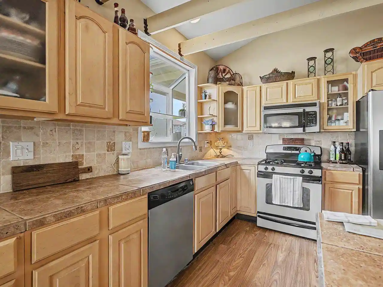 Photo 3 of Condo for sale at 1151 E Townline Rd #206, Lake Geneva, WI 53147 | MLS# 2032242 | Listing updated on 2026-09-21