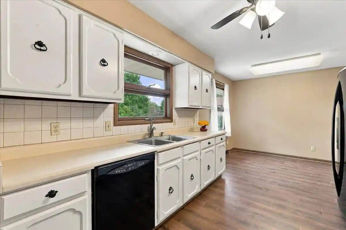 Photo 4 of Single family home for sale at 5302 Comanche Way, Madison, WI 53704 | MLS# 2032250 | Listing updated on 2026-09-18