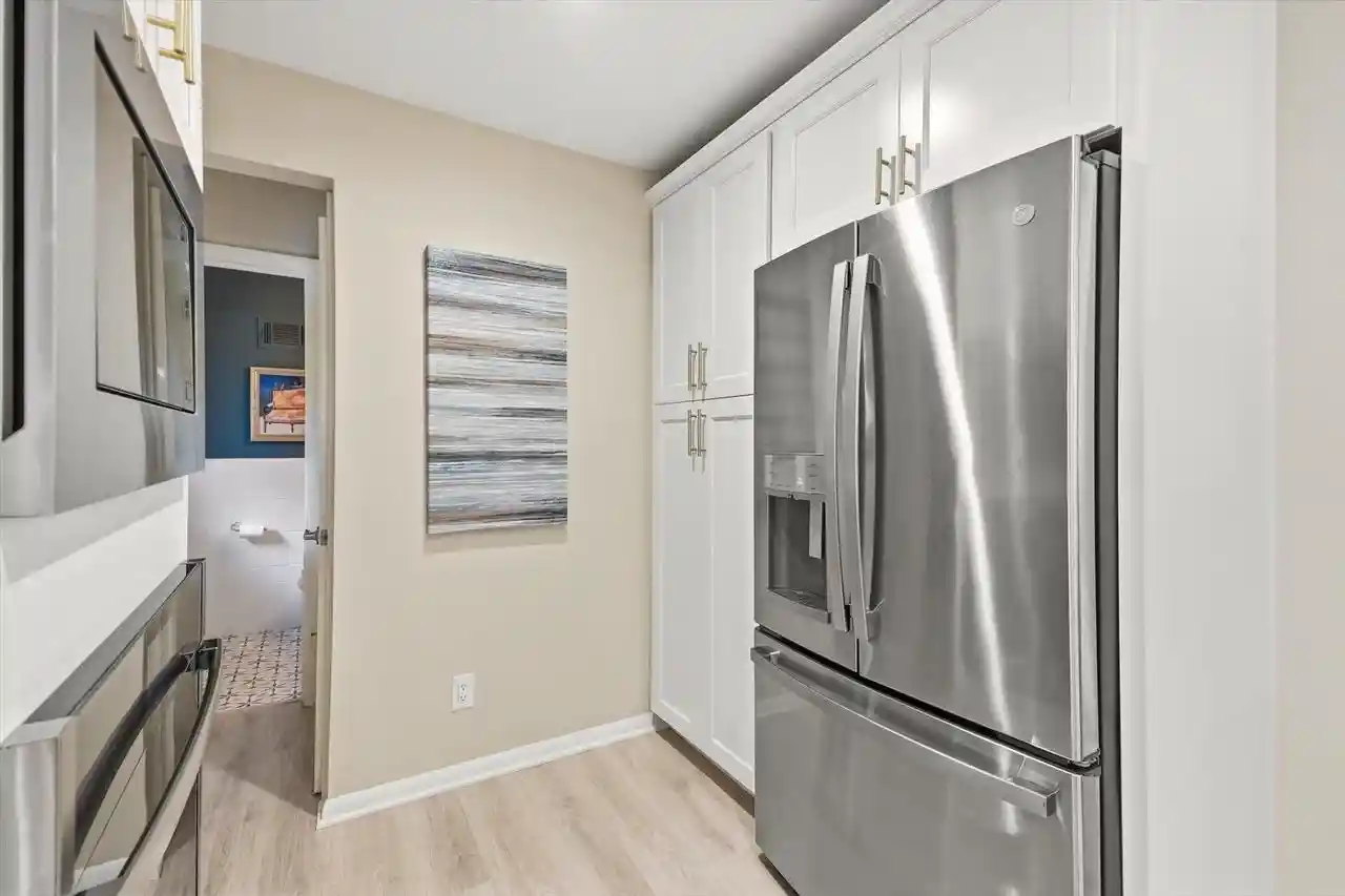Photo 3 of Single family home for sale at 2445 Buena Vista Dr, Brookfield, WI 53045 | MLS# 1979672 | Listing updated on 2026-09-25