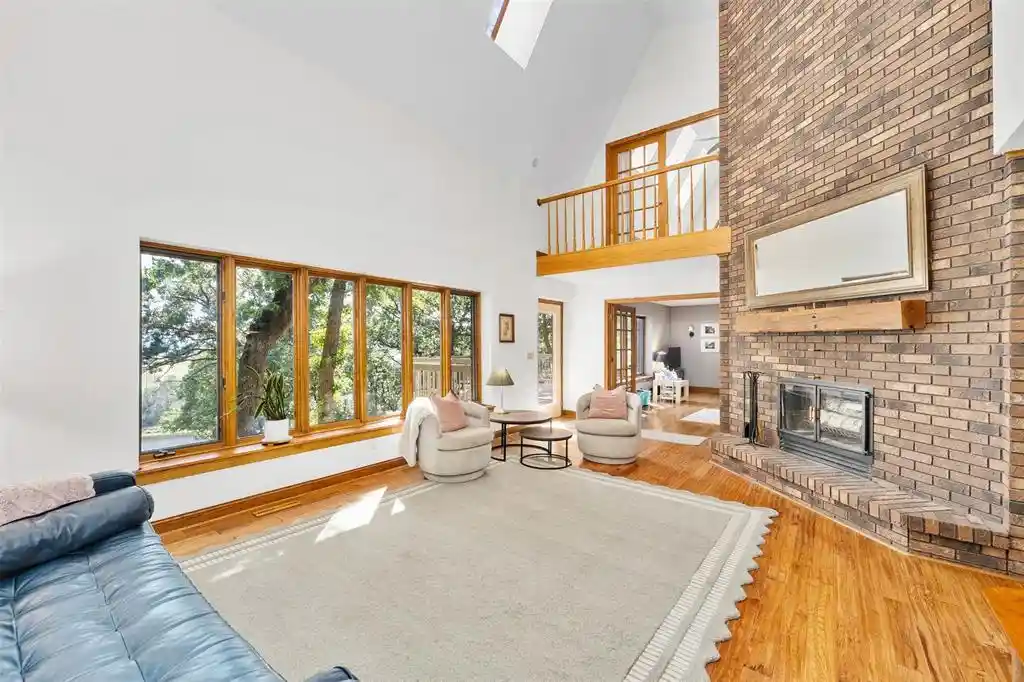 Photo 4 of Single family home for sale at 7865 Blue Valley Dr, Eau Claire, WI 54703 | MLS# 1604922 | Listing updated on 2026-09-19