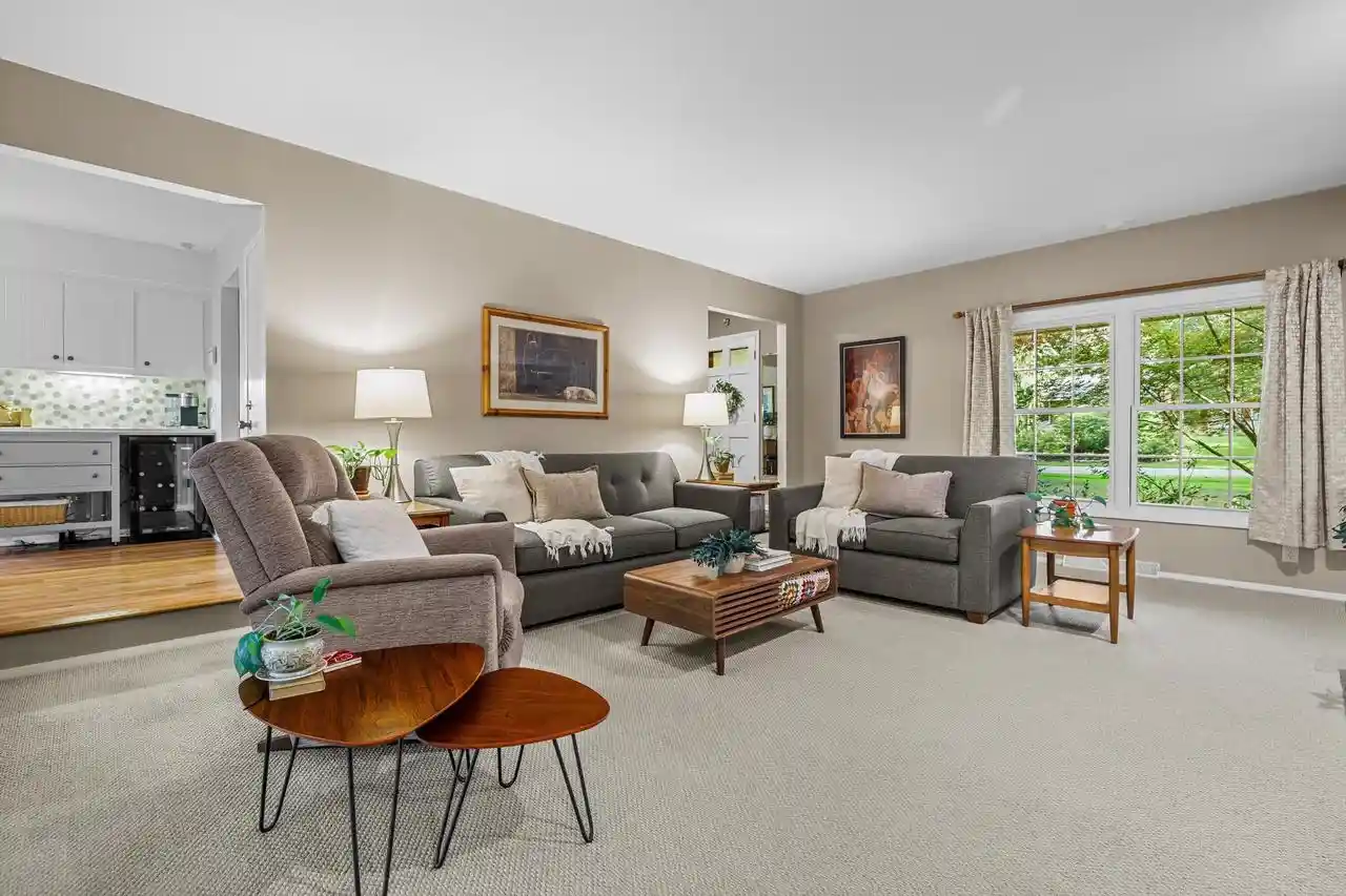 Photo 2 of Single family home for sale at 5003 Bluebird Ln, Caledonia, WI 53406 | MLS# 1979678 | Listing updated on 2026-09-09