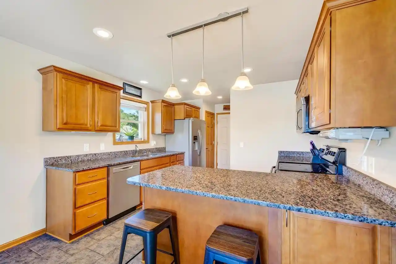 Photo 3 of Single family home for sale at 332 Sandridge Trl, Sun Prairie, WI 53590 | MLS# 2032251 | Listing updated on 2026-09-16