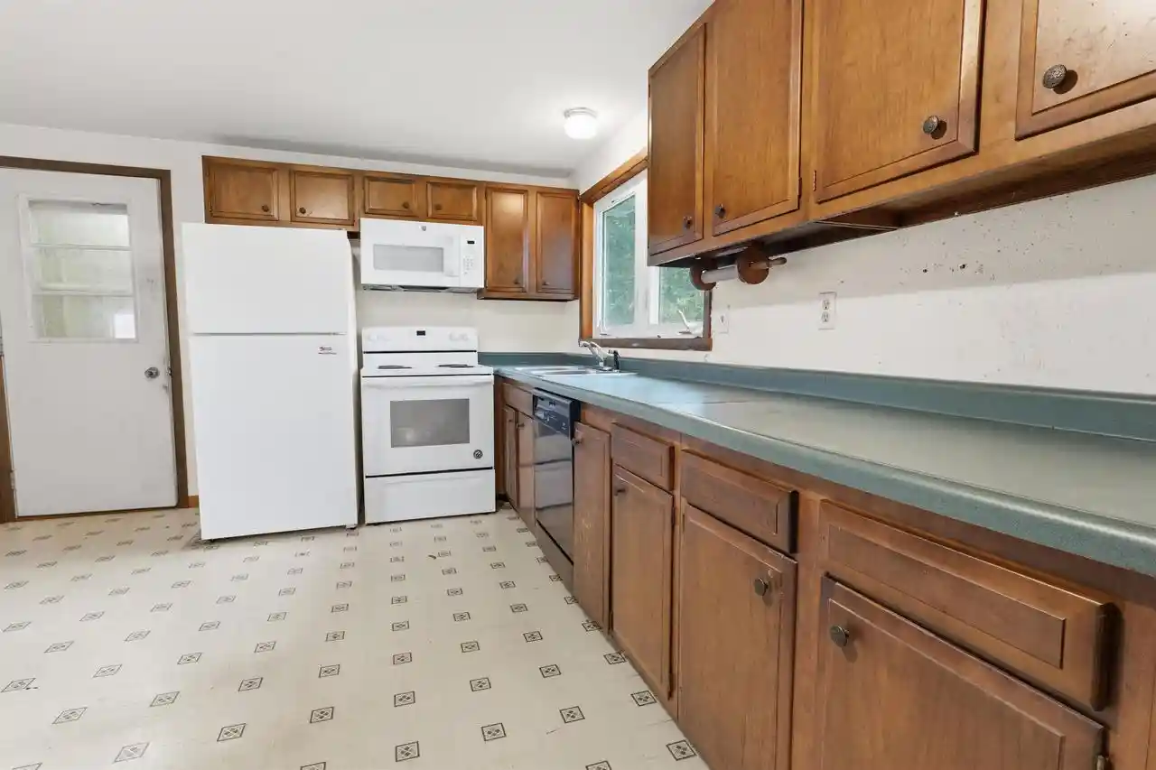Photo 4 of Single family home for sale at N5028 County Rd E, Medford, WI 54451 | MLS# 22604435 | Listing updated on 2026-09-15