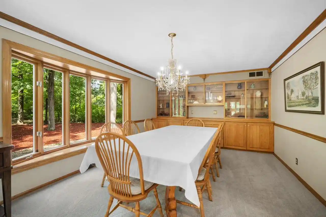 Photo 4 of Single family home for sale at 14700 W Fleetwood Ln, New Berlin, WI 53151 | MLS# 1979682 | Listing updated on 2026-09-16
