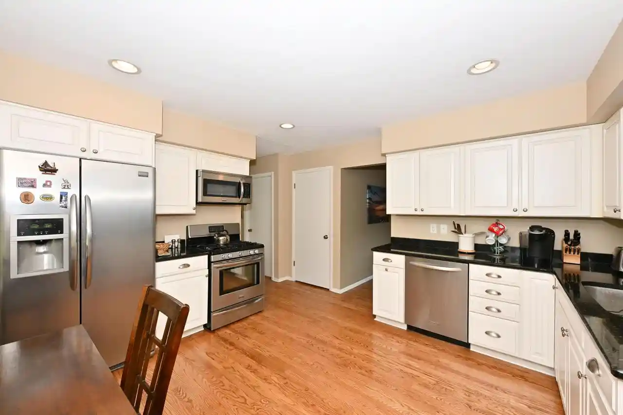 Photo 2 of Single family home for sale at 5127 S Menard Dr, New Berlin, WI 53151 | MLS# 1979687 | Listing updated on 2026-09-10