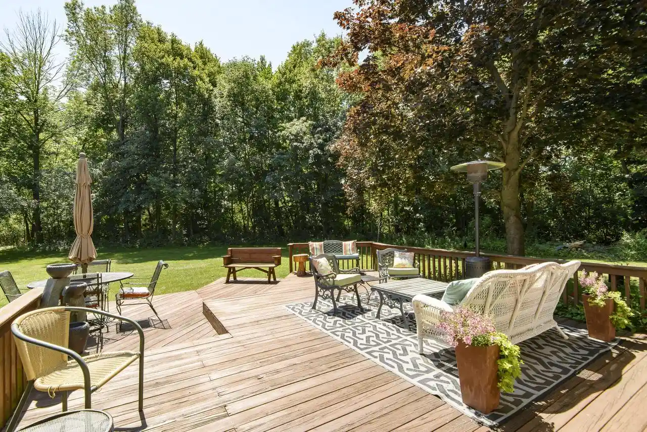 Photo 4 of Single family home for sale at N93w24655 Bark Rd, Colgate, WI 53017 | MLS# 1979700 | Listing updated on 2026-09-24