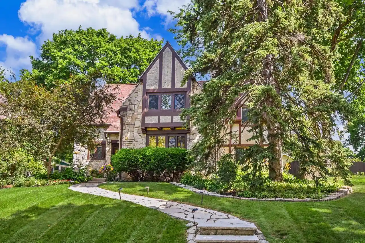 Photo 1 of Single family home for sale at 7440 Oakhill Ave, Milwaukee, WI 53213 | MLS# 1979699 | Listing updated on 2026-09-14