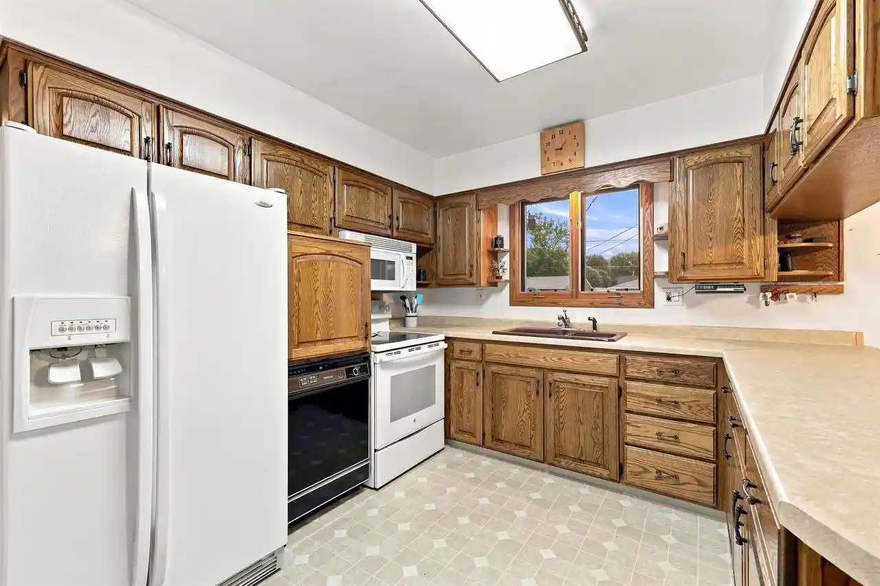 Photo 4 of Single family home for sale at 921 15th Street S, Wisconsin Rapids, WI 54494 | MLS# 22604438 | Listing updated on 2026-09-14