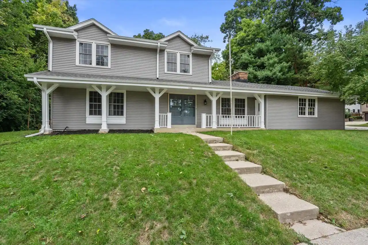 Photo 1 of Single family home for sale at 1600 Michael Dr, Waukesha, WI 53189 | MLS# 1979707 | Listing updated on 2026-09-25