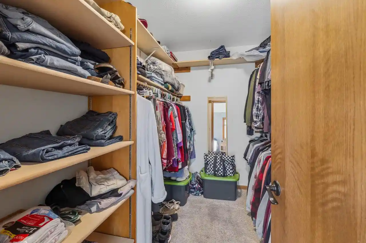 Photo 3 of Sale Pending at 713 Audubon Rd, Sheboygan, WI 53083 | MLS# 1979711 | Listing updated on 2026-09-15