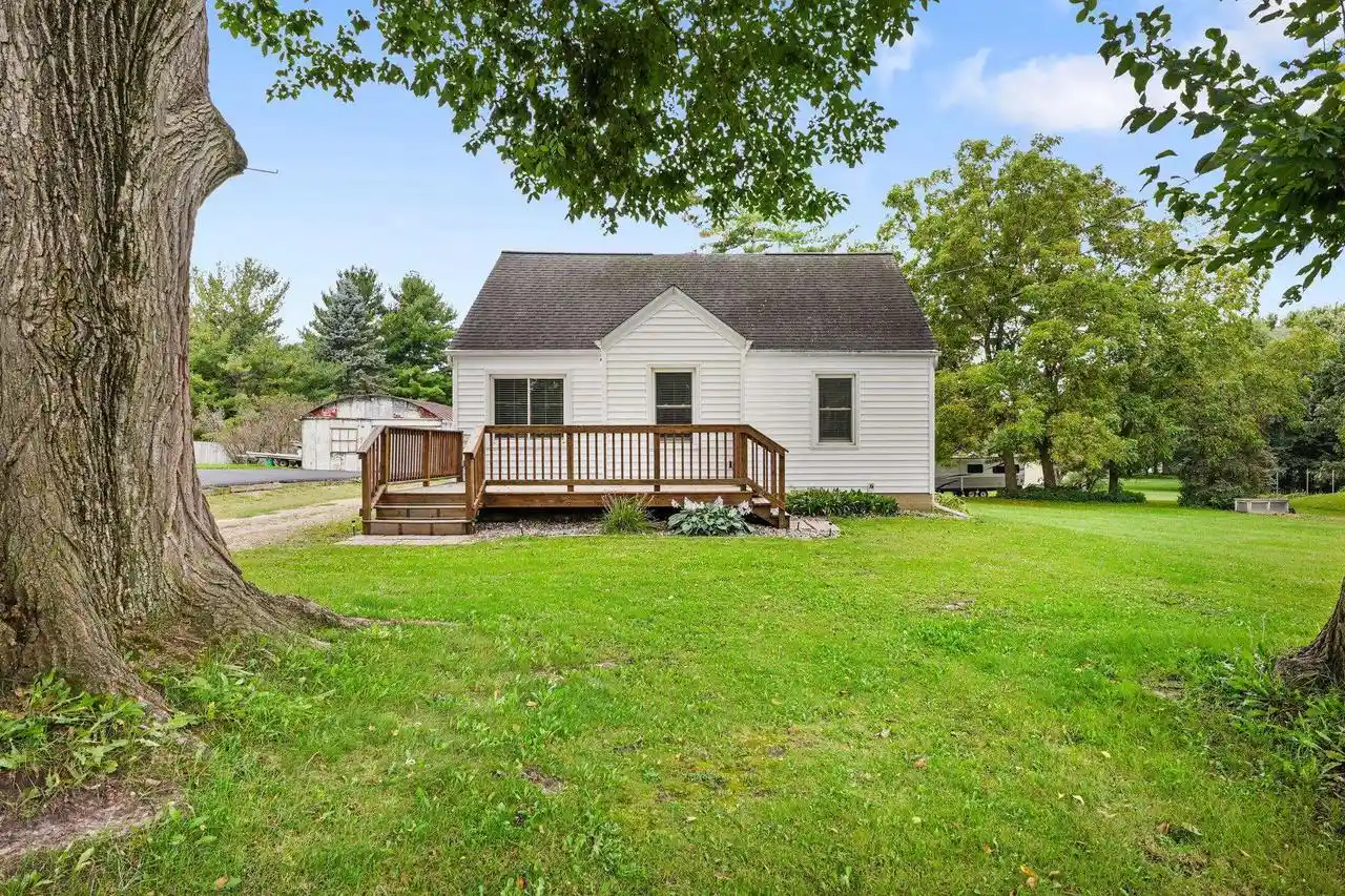Photo 1 of Single family home for sale at 6281 Portage Rd, Deforest, WI 53532 | MLS# 2032260 | Listing updated on 2026-09-17