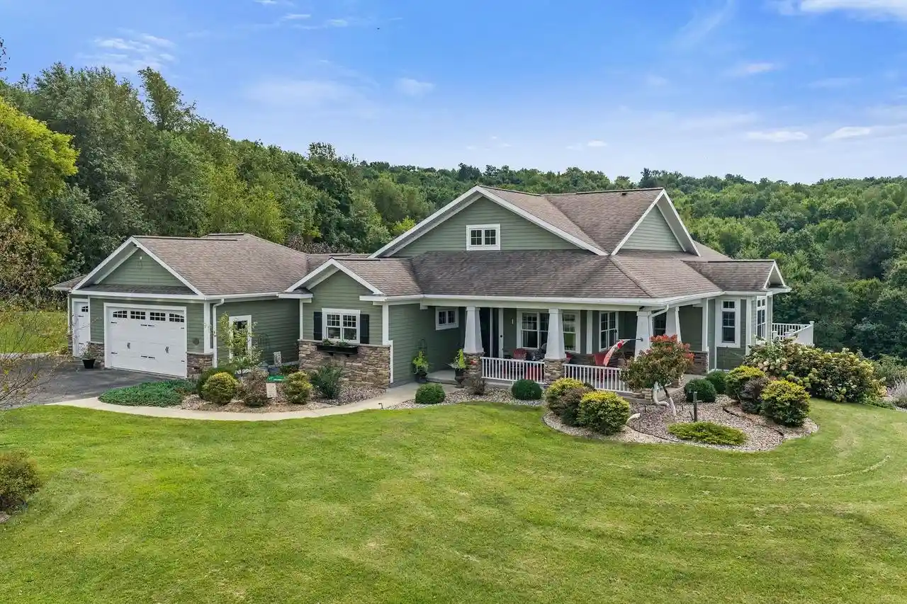 Photo 1 of Single family home for sale at S2419 Santas Loop Rd, Wonewoc, WI 53968 | MLS# 2032267 | Listing updated on 2026-09-23