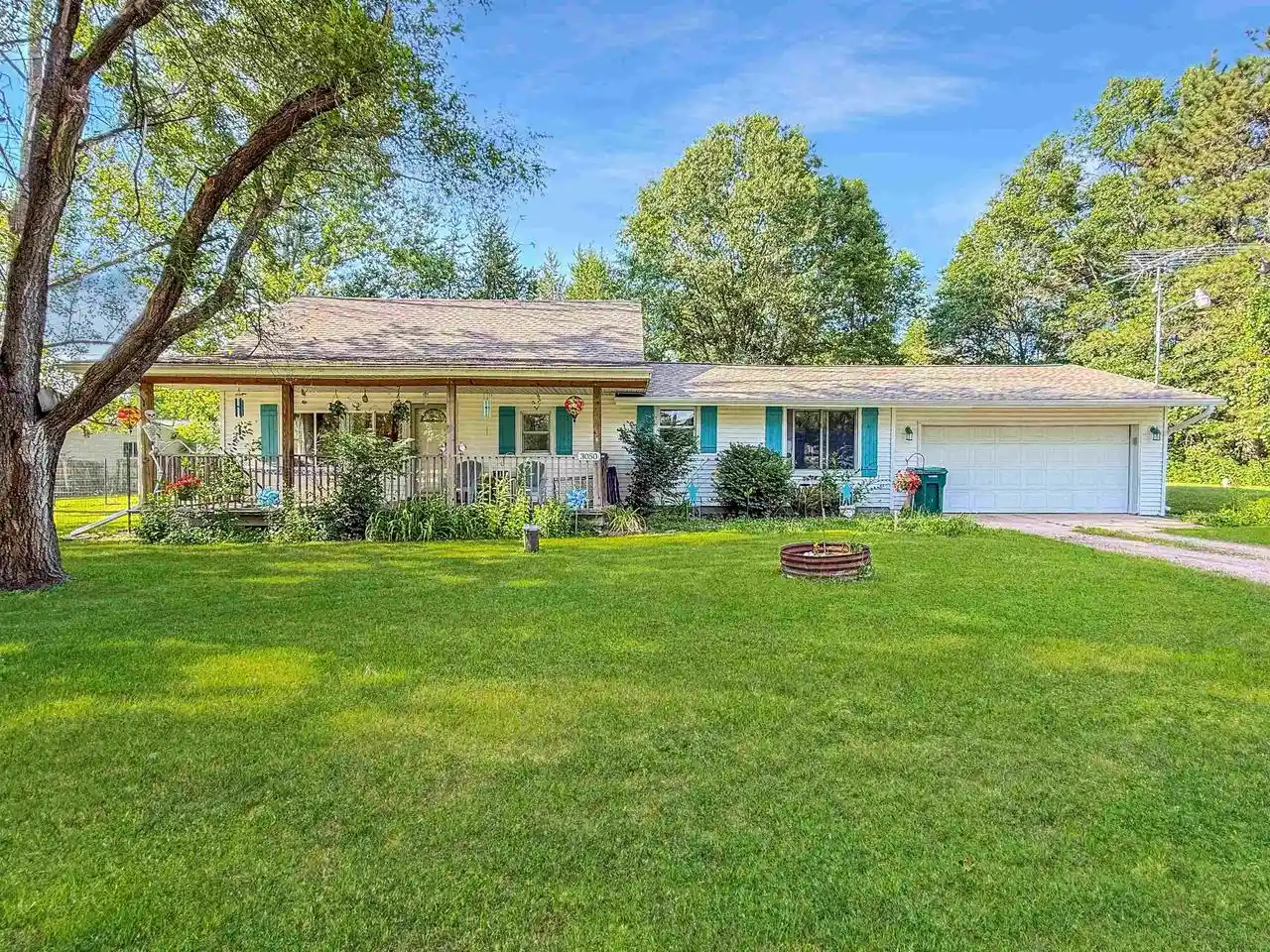 Photo 1 of Single family home for sale at 3050 Eagle Rd, Wisconsin Rapids, WI 54494 | MLS# 22604439 | Listing updated on 2026-09-14