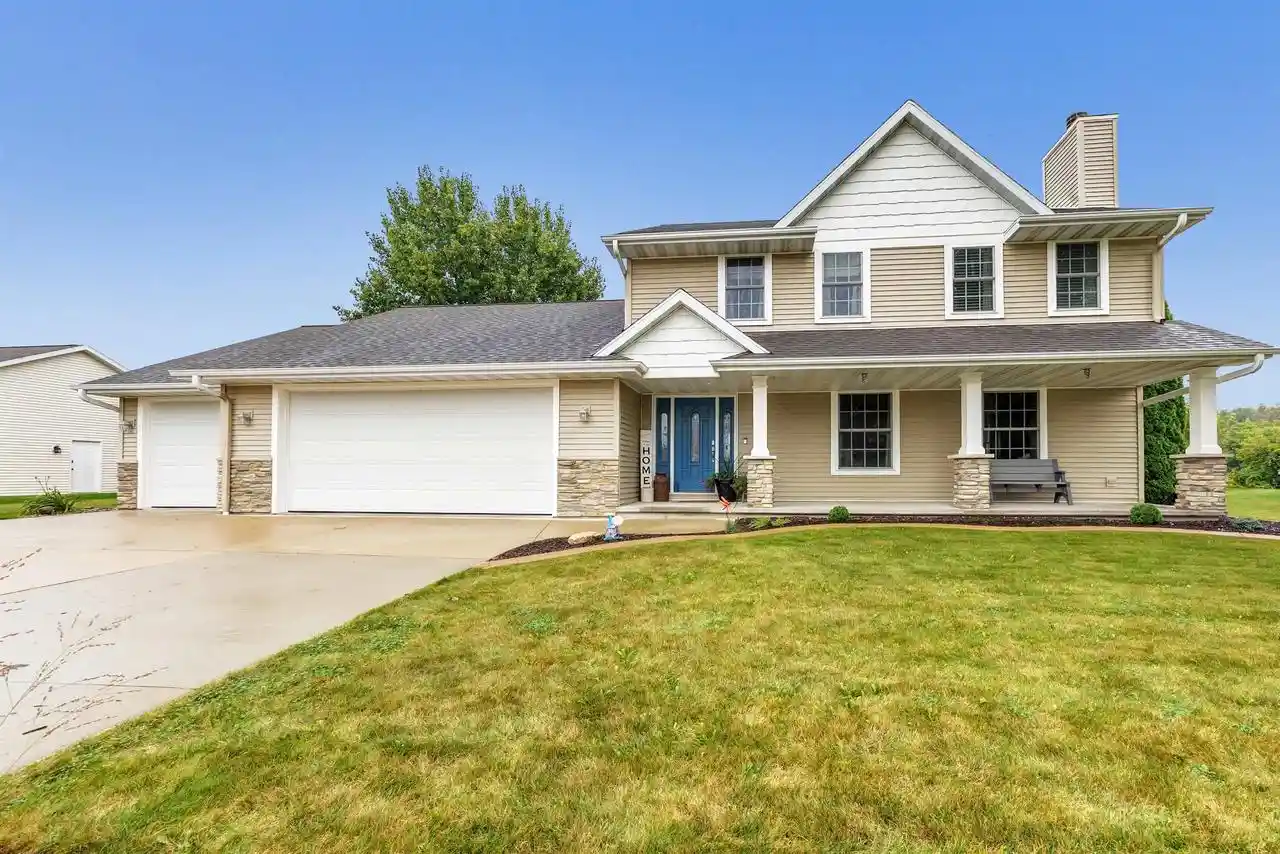 Photo 1 of Single family home for sale at 148 Winchester Dr, Seymour, WI 54165 | MLS# 50332336 | Listing updated on 2026-09-23