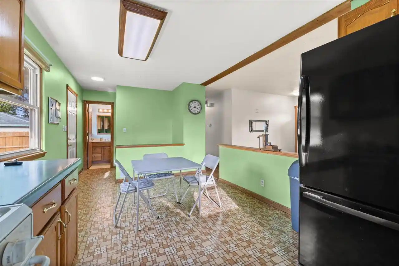 Photo 2 of Single family home for sale at 3217 Indian Trl, Caledonia, WI 53402 | MLS# 1979734 | Listing updated on 2026-09-14