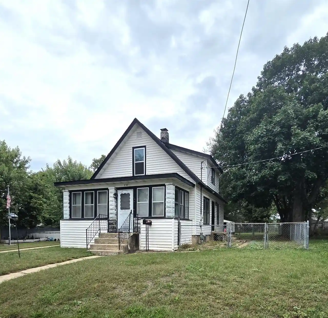 Photo 1 of Sale Pending at 737 Grant St, Beloit, WI 53511 | MLS# 2032274 | Listing updated on 2026-09-16