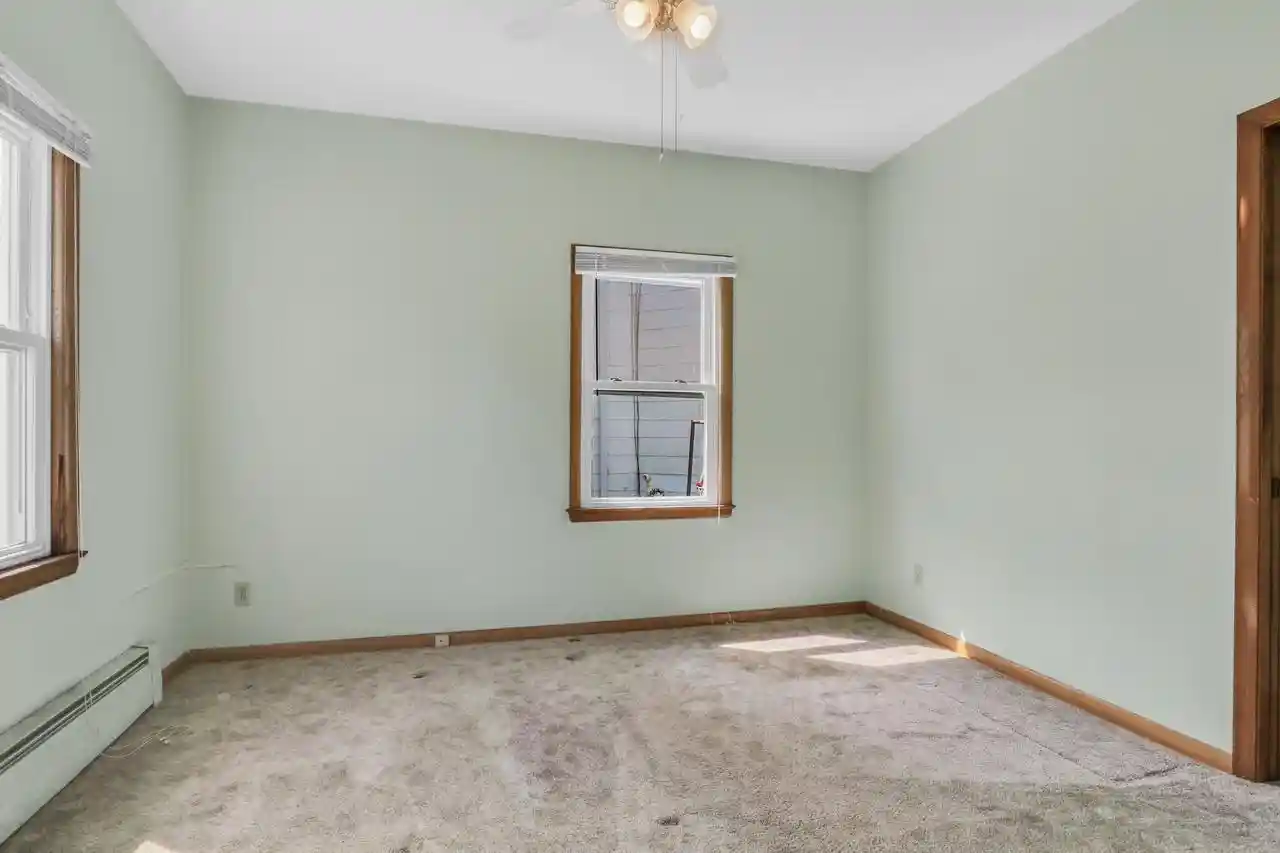 Photo 4 of Single family home for sale at 1604 54th Street, Kenosha, WI 53140 | MLS# 1979744 | Listing updated on 2026-09-14