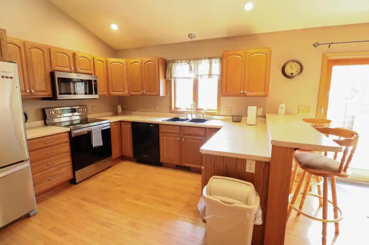 Photo 4 of Single family home for sale at 2422 Krause Rd, Onalaska, WI 54650 | MLS# 1979750 | Listing updated on 2026-09-21
