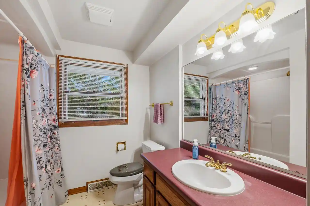 Photo 3 of Single family home for sale at 4302 E Parke Ridge Ln, Sheboygan, WI 53083 | MLS# 1979761 | Listing updated on 2026-09-24
