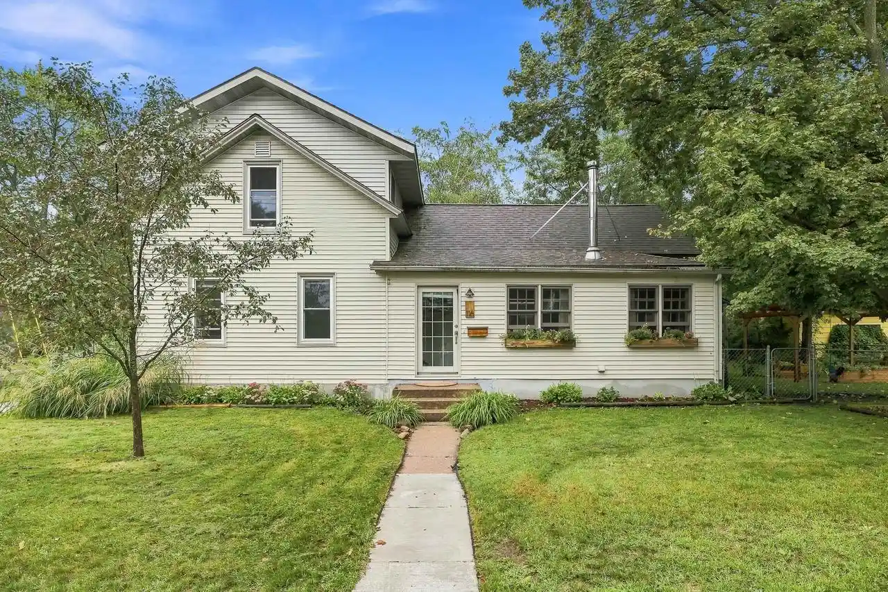 Photo 1 of Single family home for sale at 116 Georgia St, Stevens Point, WI 54481 | MLS# 22604445 | Listing updated on 2026-09-11