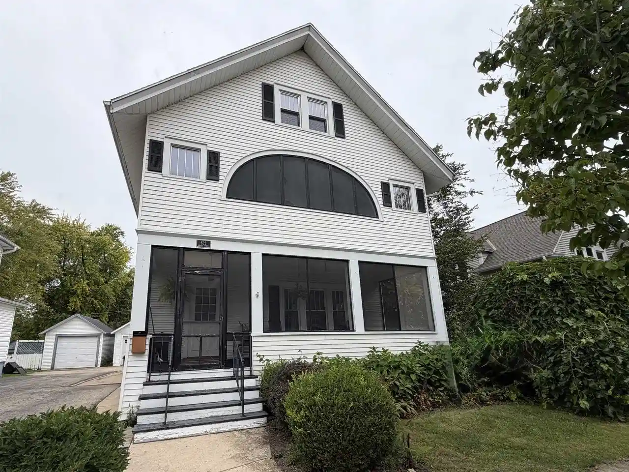 Photo 1 of Single family home for sale at 622 Grant St, Fort Atkinson, WI 53538 | MLS# 2032285 | Listing updated on 2026-09-15