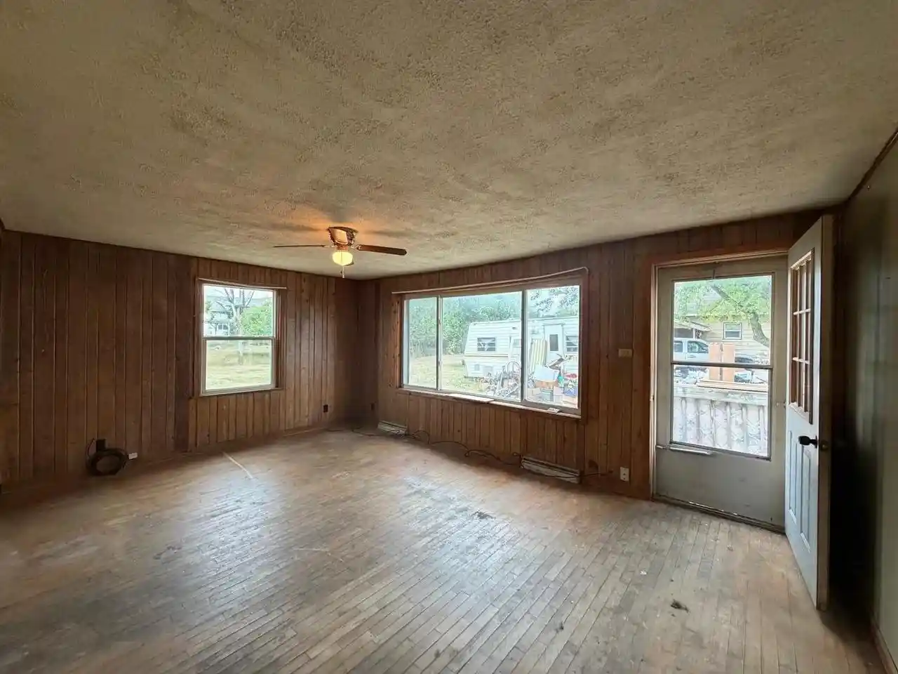 Photo 2 of Single family home for sale at S909 Us 41, Stephenson, MI 49887 | MLS# 50332317 | Listing updated on 2026-09-10