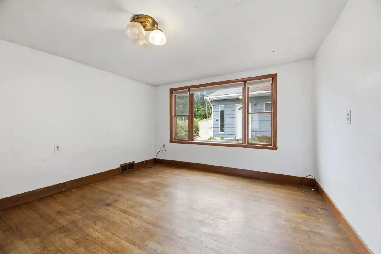 Photo 3 of Sale Pending at 142 Washinton St, Fountain City, WI 54629 | MLS# 1979776 | Listing updated on 2026-09-16