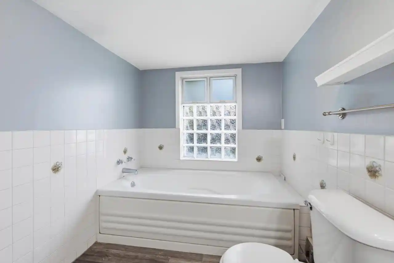 Photo 4 of Sale Pending at 142 Washinton St, Fountain City, WI 54629 | MLS# 1979776 | Listing updated on 2026-09-16