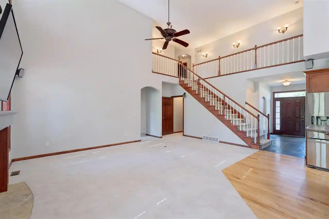 Photo 4 of Single family home for sale at N1030 Spring Valley Dr, Hortonville, WI 54944 | MLS# 50332342 | Listing updated on 2026-09-21