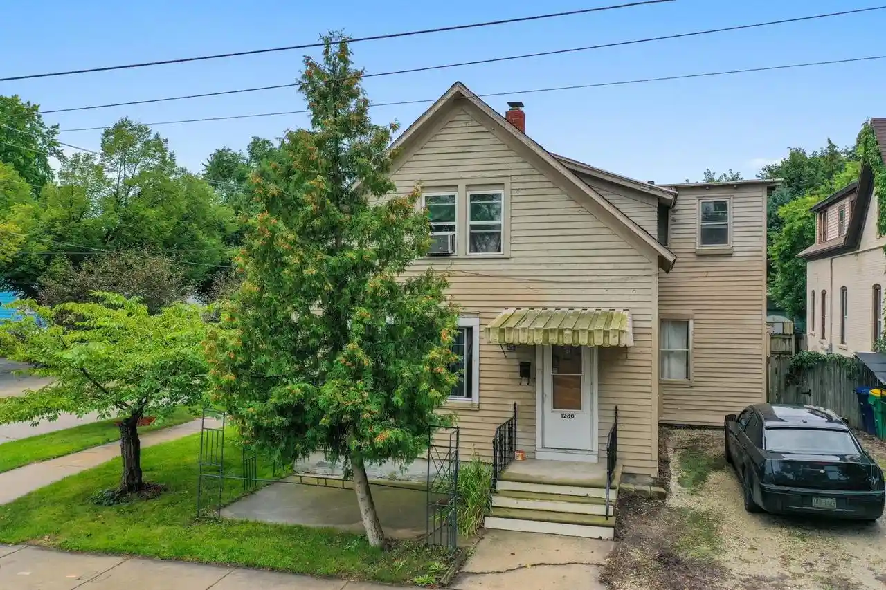 Multi family home for sale at 1280 E Walnut St, Green Bay, WI 54301 | MLS# 50332350