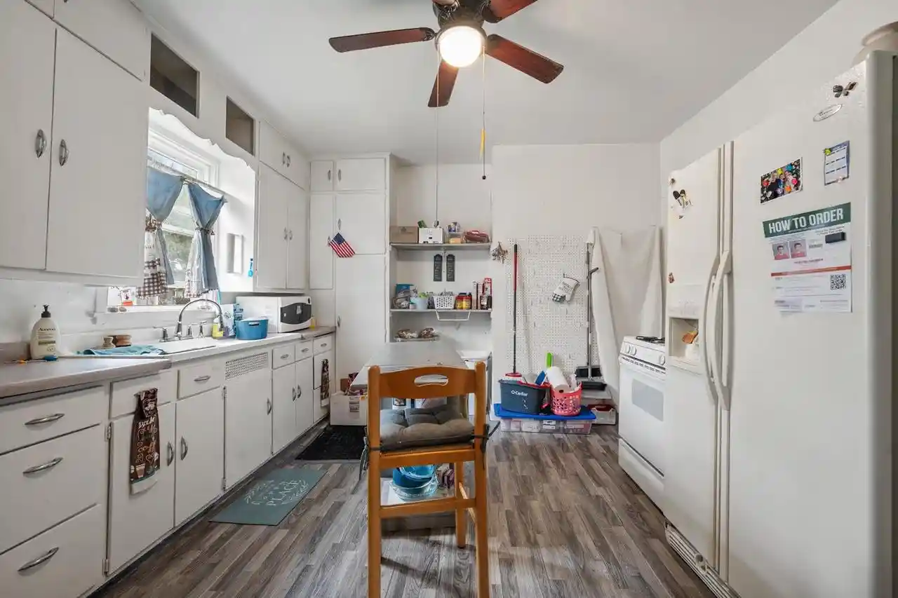 Photo 1 of Multi family home for sale at 1280 E Walnut St, Green Bay, WI 54301 | MLS# 50332350 | Listing updated on 2026-09-13