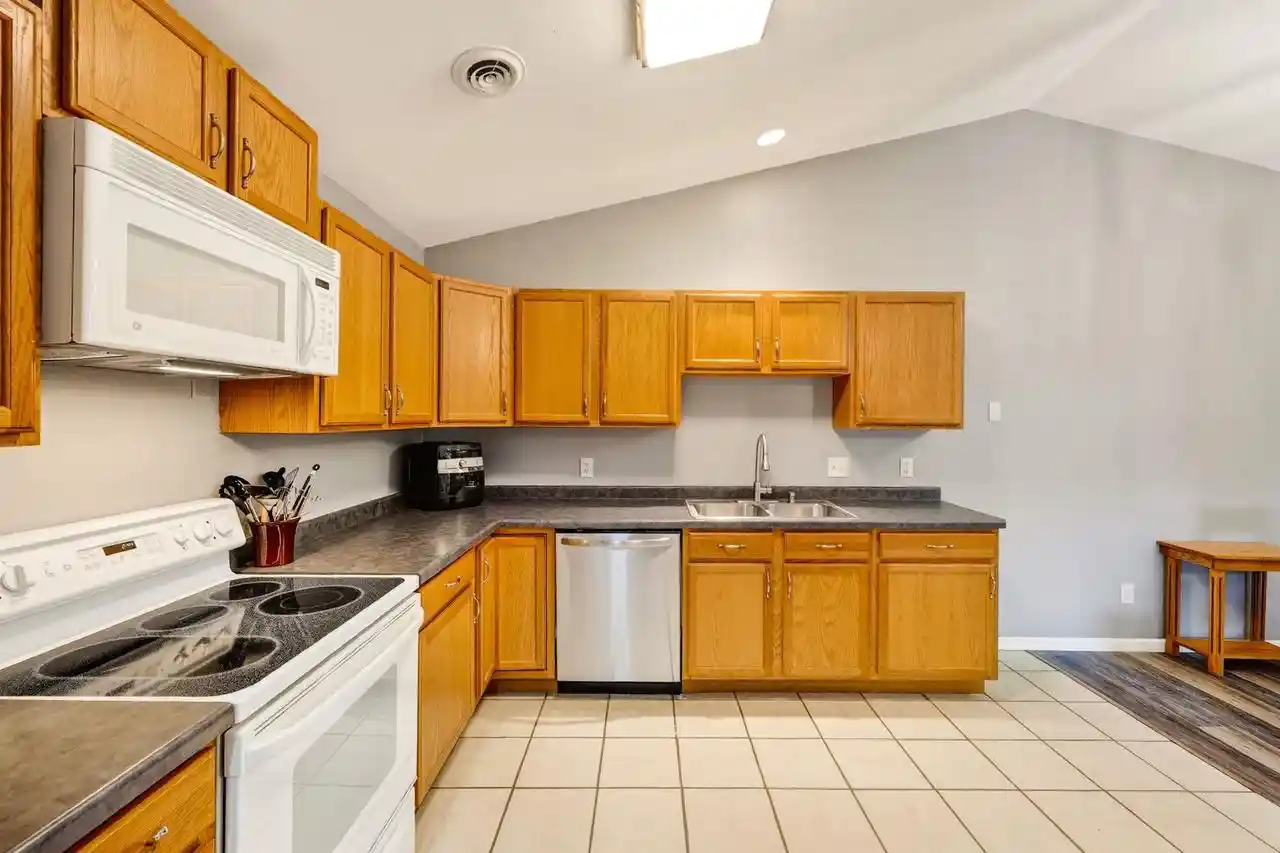 Photo 4 of Single family home for sale at 329 Soden Dr, Oregon, WI 53575 | MLS# 2032289 | Listing updated on 2026-09-14