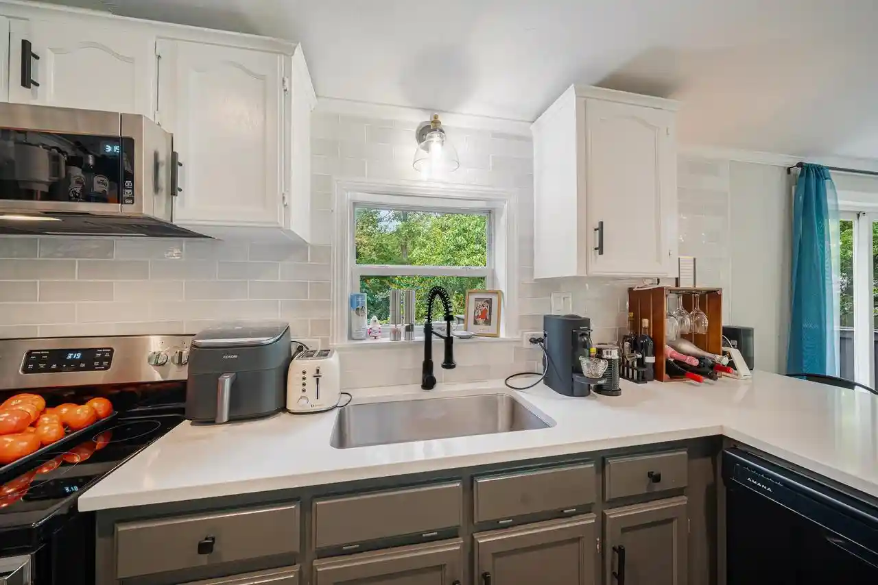 Photo 3 of Single family home for sale at 1021 E Elizabeth St, Shawano, WI 54166 | MLS# 50332362 | Listing updated on 2026-09-14