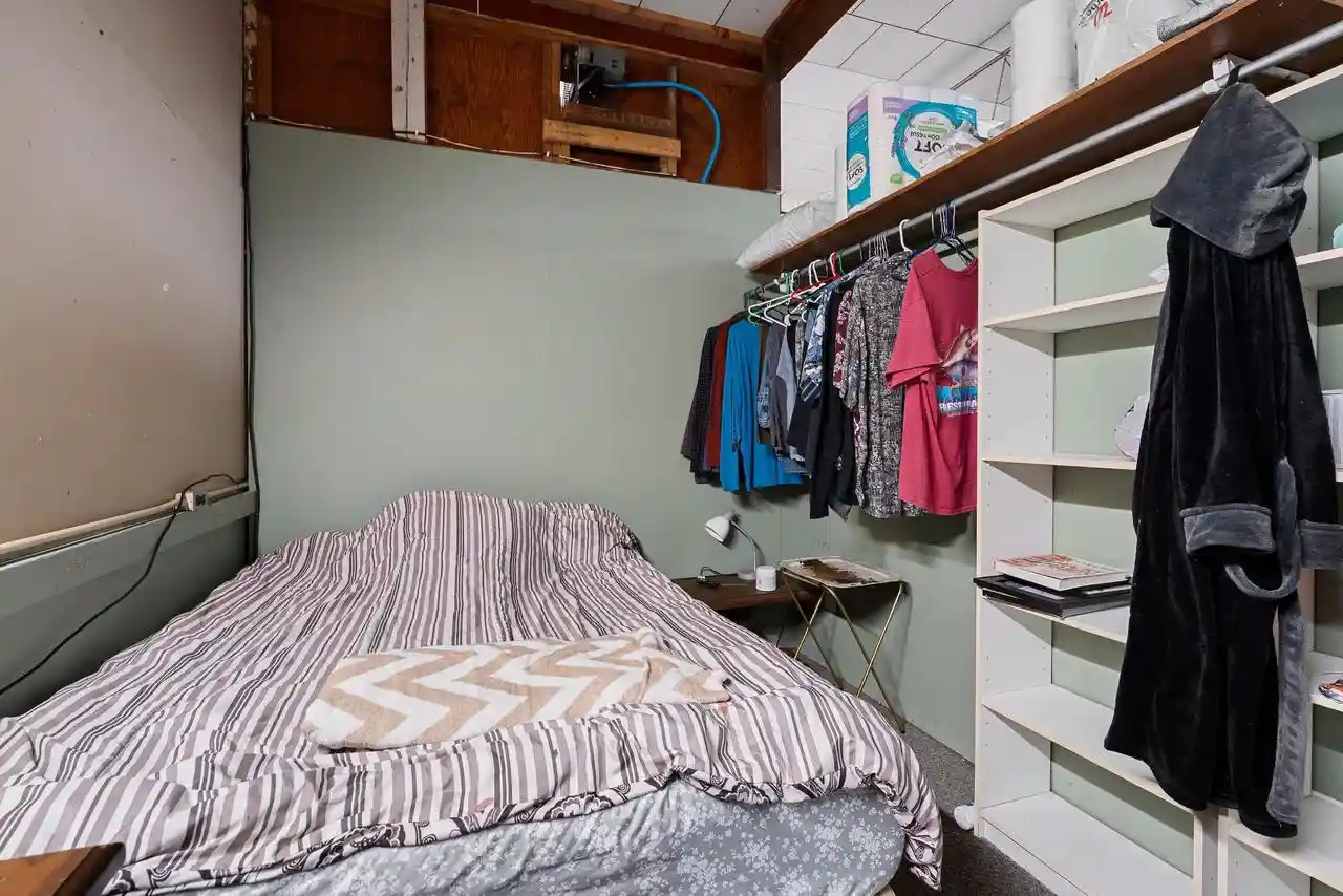 Photo 2 of Single family home for sale at 727 Main St, Marinette, WI 54143 | MLS# 50332351 | Listing updated on 2026-09-11