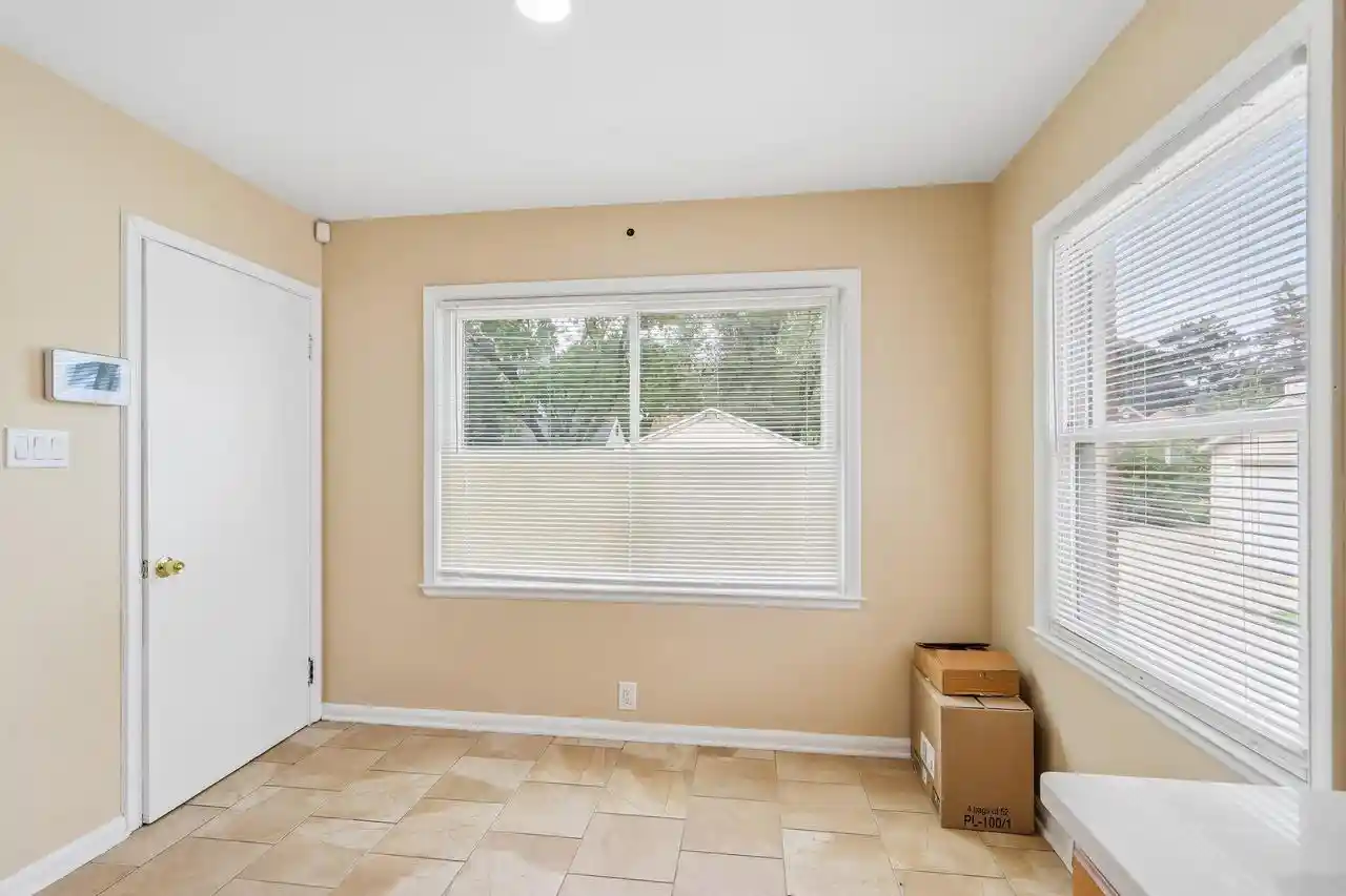 Photo 4 of Single family home for sale at 5175 N 27th Street, Milwaukee, WI 53209 | MLS# 1979799 | Listing updated on 2026-09-11
