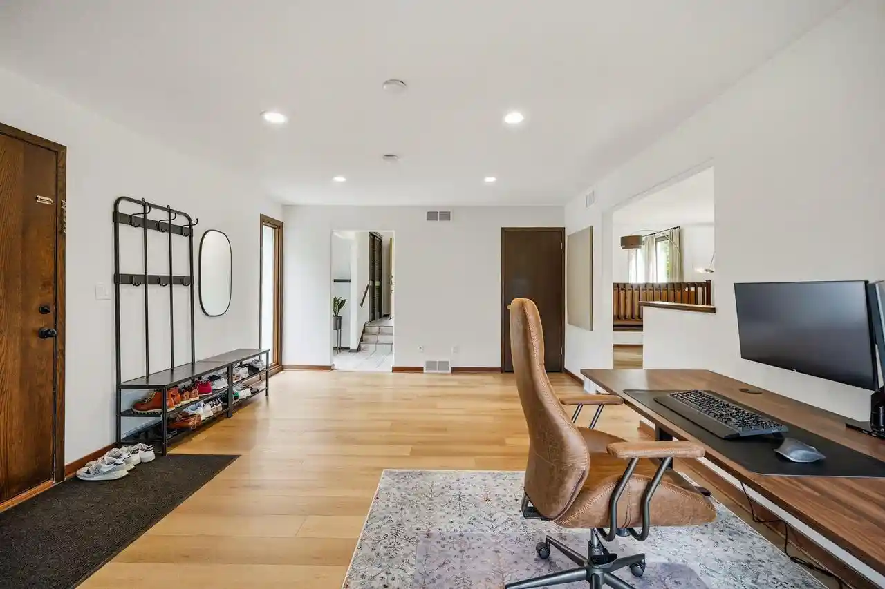 Photo 1 of Single family home for sale at N9w31083 Concord Ct, Delafield, WI 53018 | MLS# 1979803 | Listing updated on 2026-09-18