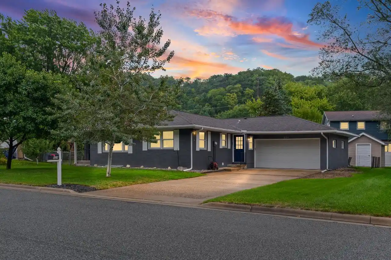 Photo 1 of Sale Pending at 624 14th Avenue N, Onalaska, WI 54650 | MLS# 1979804 | Listing updated on 2026-09-14