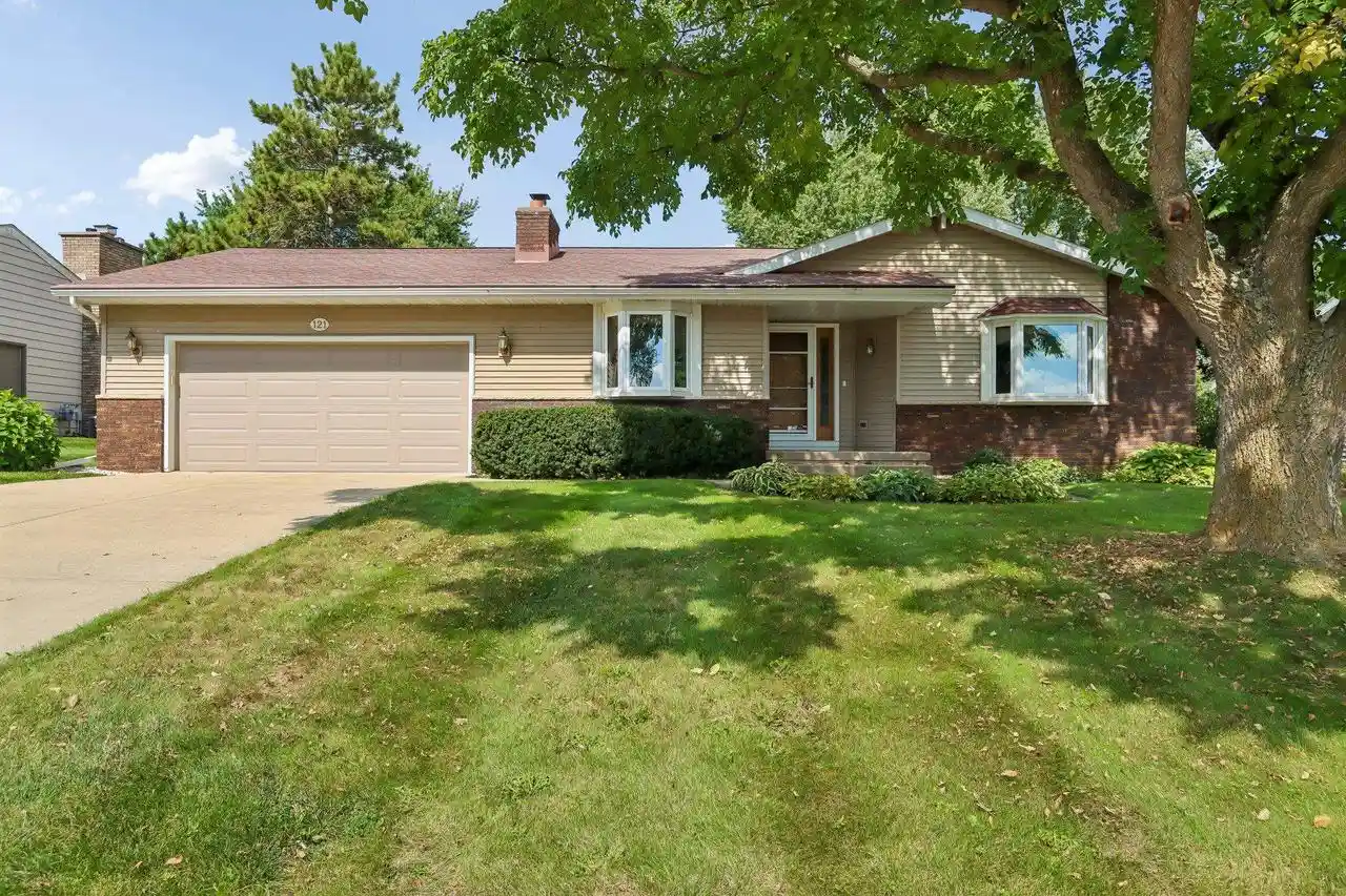 Photo 1 of Single family home for sale at 121 Winston Way, Waunakee, WI 53597 | MLS# 2032294 | Listing updated on 2026-09-17