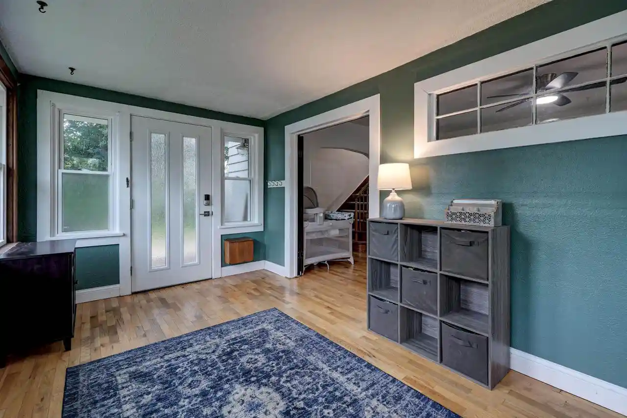 Photo 3 of Single family home for sale at 727 N Bennett St, Appleton, WI 54914 | MLS# 50332368 | Listing updated on 2026-09-23