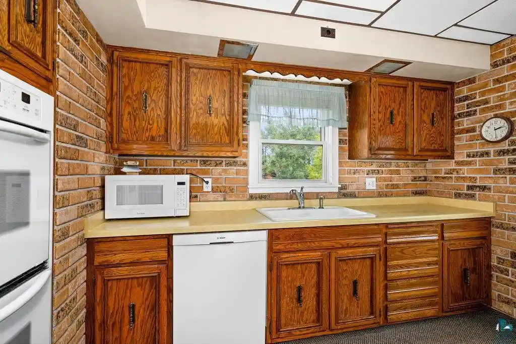Photo 3 of Single family home for sale at 2713 Fellows St, Superior, WI 54880 | MLS# 6127874 | Listing updated on 2026-09-09