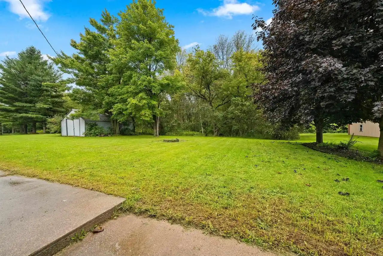 Photo 3 of Single family home for sale at 329 Rosemont St, Coleman, WI 54112 | MLS# 50332358 | Listing updated on 2026-09-15