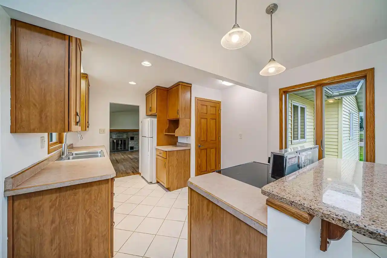 Photo 3 of Single family home for sale at 1004 Werner Allen Rd, New London, WI 54961 | MLS# 50332372 | Listing updated on 2026-09-14