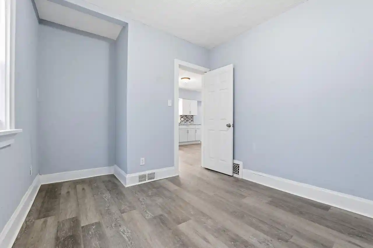 Listing Photo 5 - Condo for sale in building located at 2875 N 50th St, Milwaukee, WI 53210 - Unit #2877