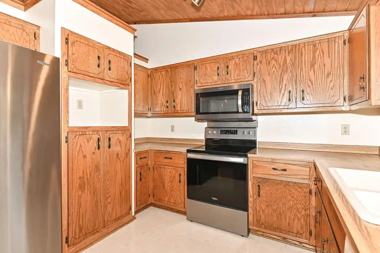 Photo 3 of Single family home for sale at 7165 S Tifton Dr, Franklin, WI 53132 | MLS# 1979821 | Listing updated on 2026-09-14