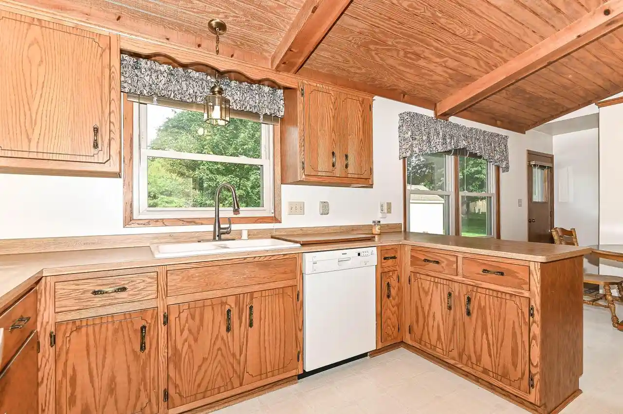 Photo 4 of Single family home for sale at 7165 S Tifton Dr, Franklin, WI 53132 | MLS# 1979821 | Listing updated on 2026-09-14