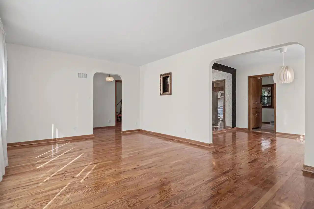 Photo 2 of Single family home for sale at 2525 Main St, La Crosse, WI 54601 | MLS# 1979827 | Listing updated on 2026-09-09